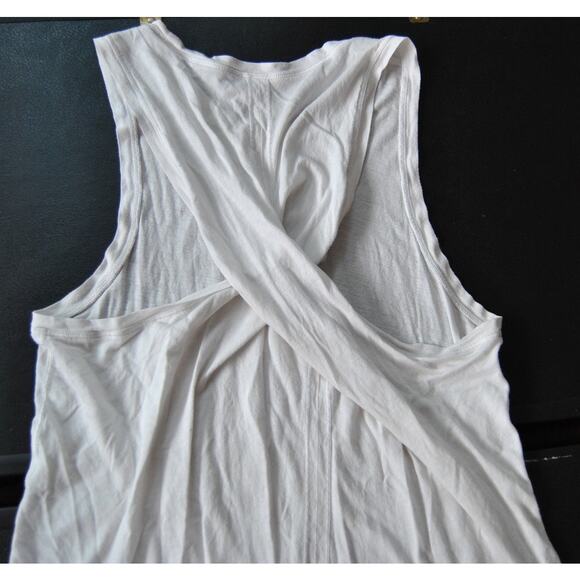 Lululemon White Crossback Tank Top - Picture 4 of 6